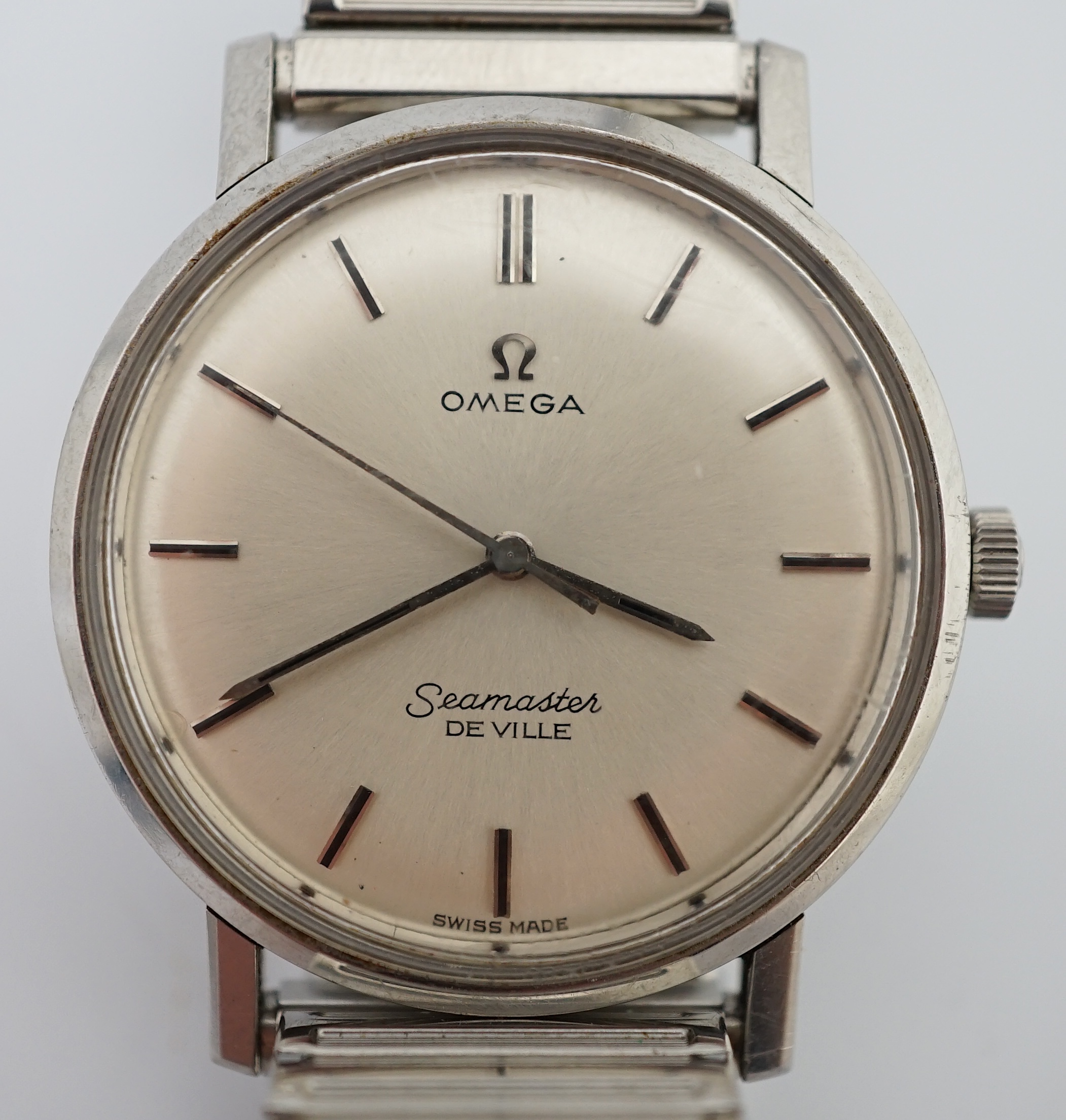 A gentleman's 1960's? stainless steel Omega Seamaster de Ville manual wind wrist watch